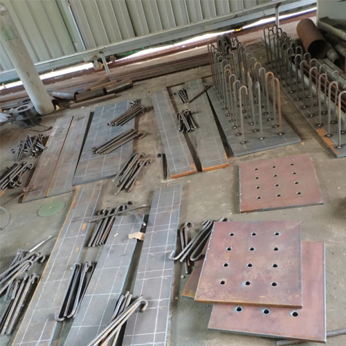 有哪些其他因素会影响西安预埋件位置的确定？